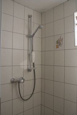Sanitäre Anlagen mit Dusche